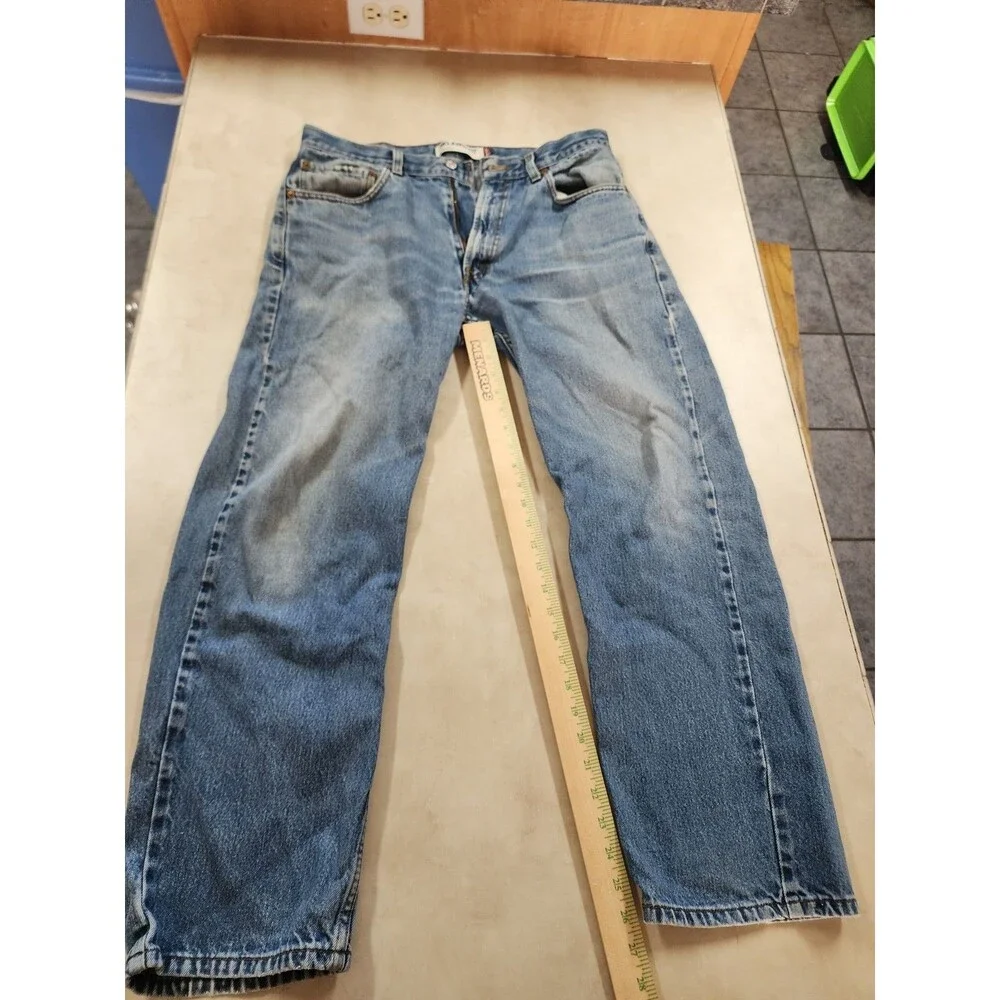 Levis levi 550